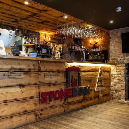 Stonerock Lodge Chepstow Exterior photo